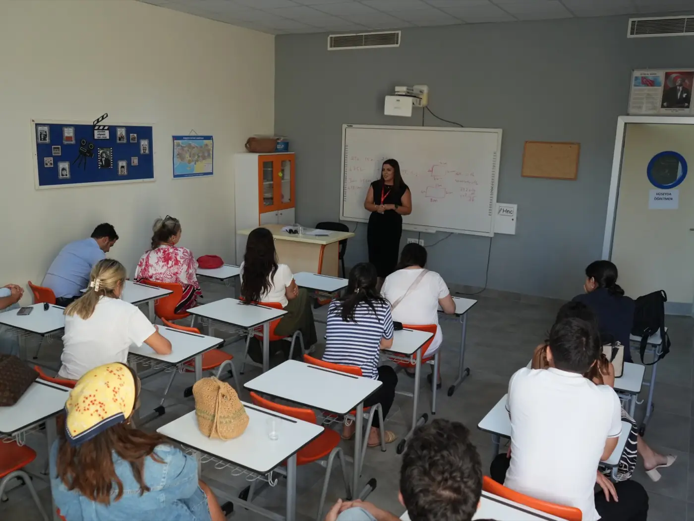 Anaokulu Velilerimizle Yeni Döneme Merhaba Dedik Sınıf öğretmeninin veli bilgilendirme toplantısı