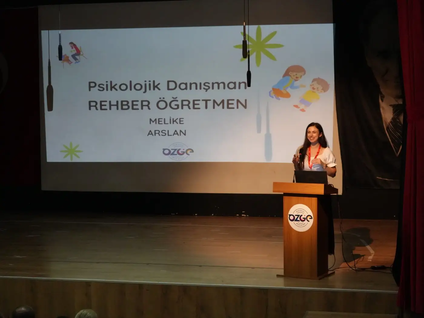 Anaokulu Velilerimizle Yeni Döneme Merhaba Dedik Rehberlik öğretmeni tanıtım sunumu